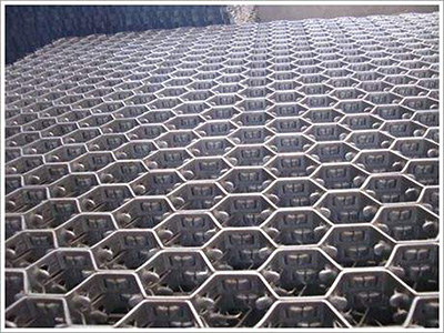 不銹鋼龜甲網(wǎng)的選購要點(diǎn)和建議